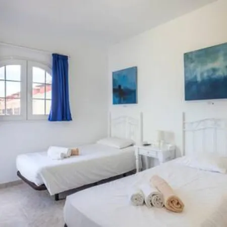 Vila Beachside Eter With Private Pool, Bbq & Fast Wifi Corralejo