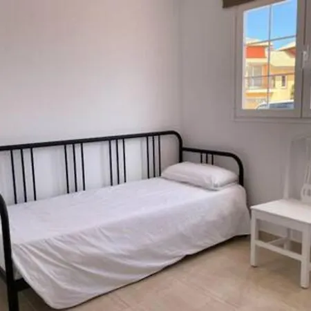 Beachside Eter With Private Pool, Bbq & Fast Wifi Vila