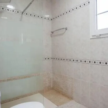 Corralejo Beachside Villa Éter with Private Pool, BBQ&Fast Wifi Villa