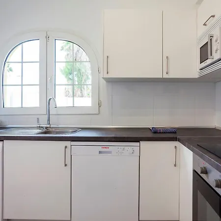 Villa Corralejo Beachside Villa Éter with Private Pool, BBQ&Fast Wifi