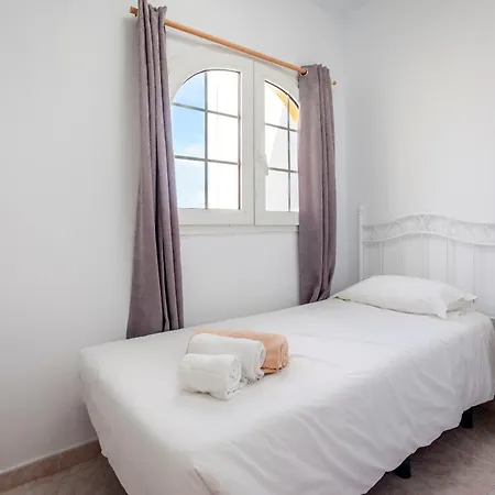 Villa Corralejo Beachside Villa Éter with Private Pool, BBQ&Fast Wifi *