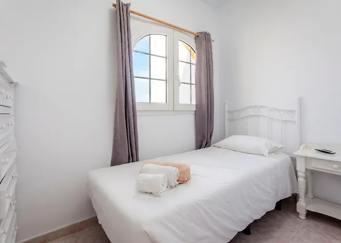 Villa 5. Boutique Art Villa Eter - Gb *