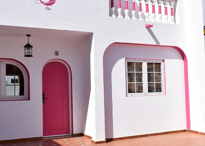 5. Boutique Art Villa Eter - Gb Villa *